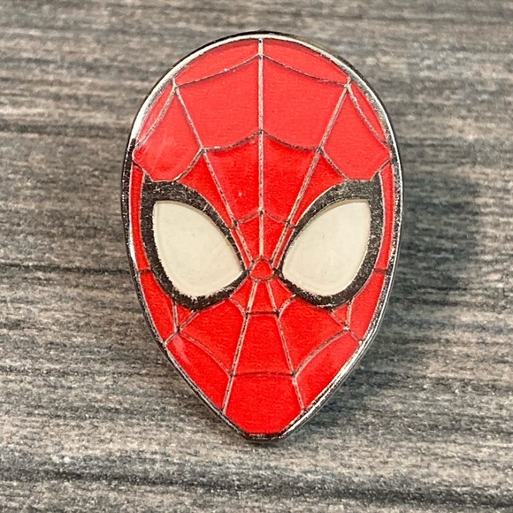Marvel Accessories - Disneys Marvel Spiderman Trading Pin